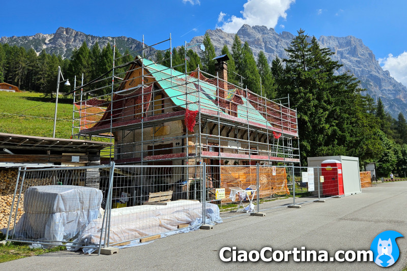 L'ex casello della ferrovia di Zuel