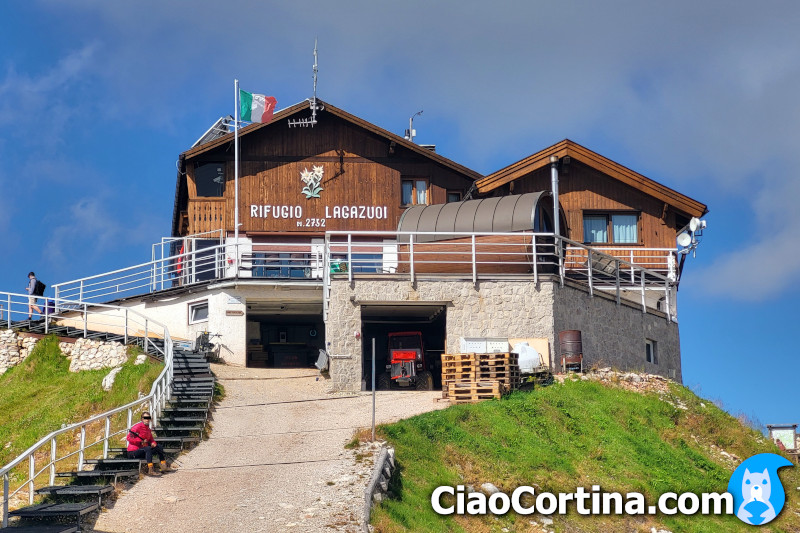 Lagazuoi mountain hut