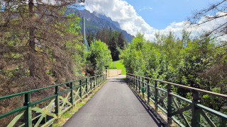 The walk of the former railway